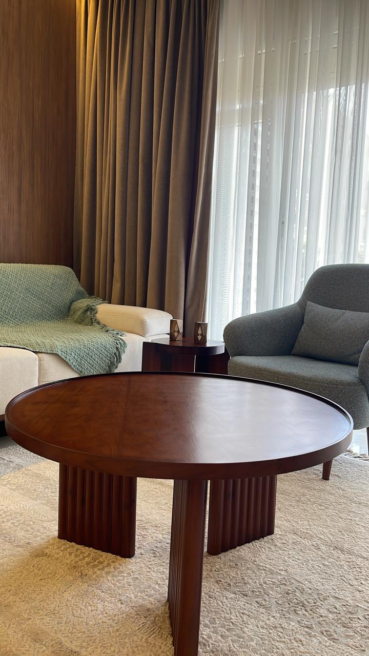 Noor Round Table — Solid Beech Wood — Dark Oak Stain