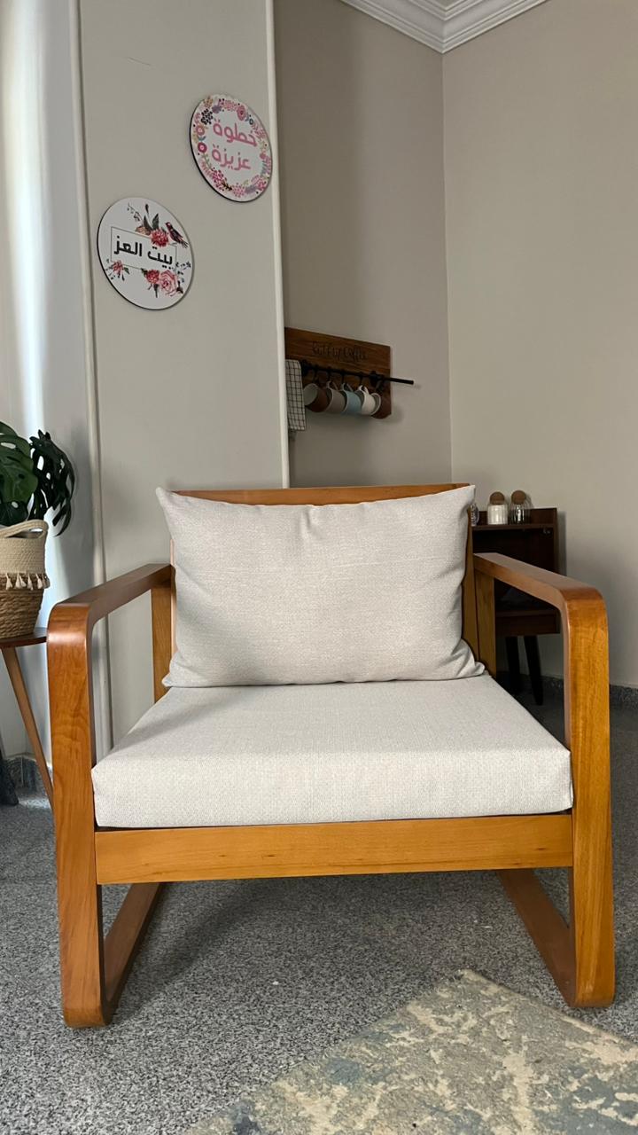 Jidhr Lounge Chair—Natural Solid Beech Wood