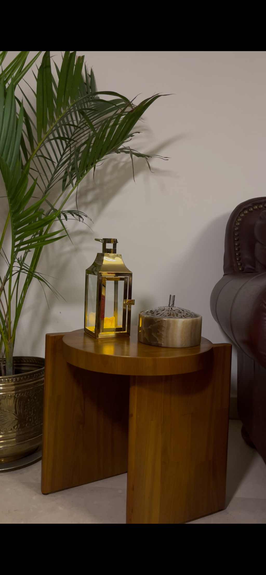 Samt Side Table —Natural Pitch Pine Wood — LIMITED EDITION