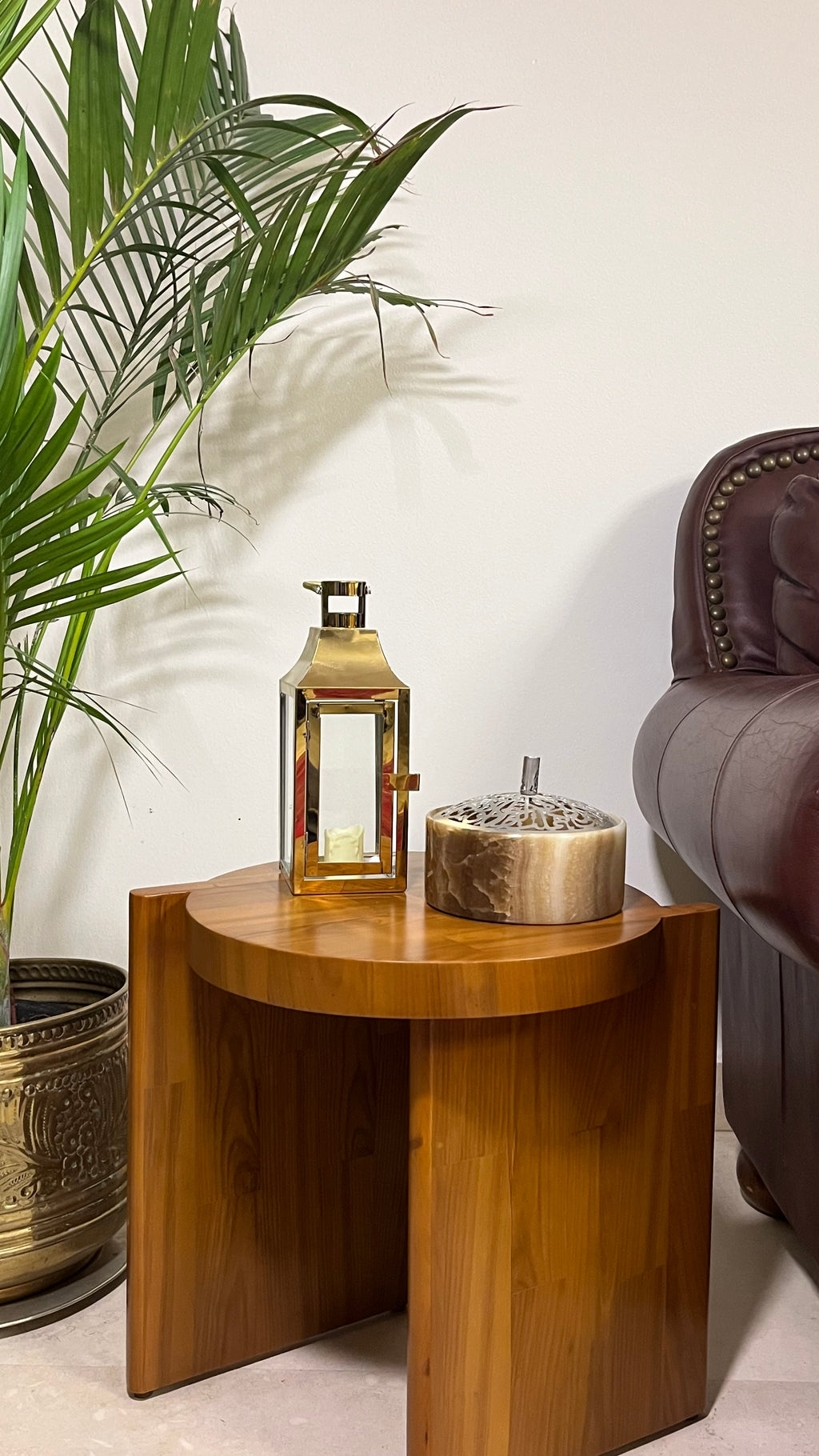 Samt Side Table —Natural Pitch Pine Wood — LIMITED EDITION