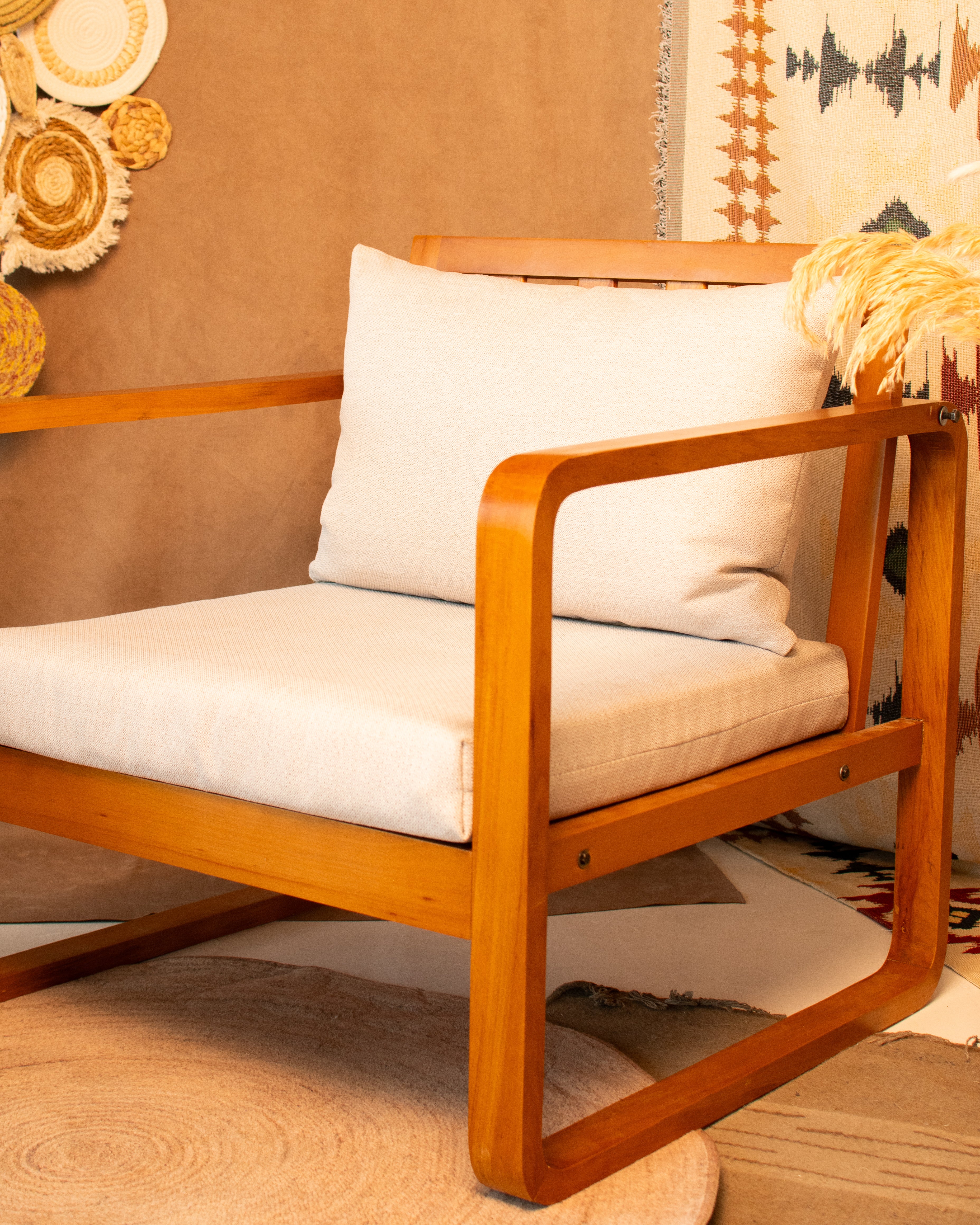 Jidhr Lounge Chair—Natural Solid Beech Wood