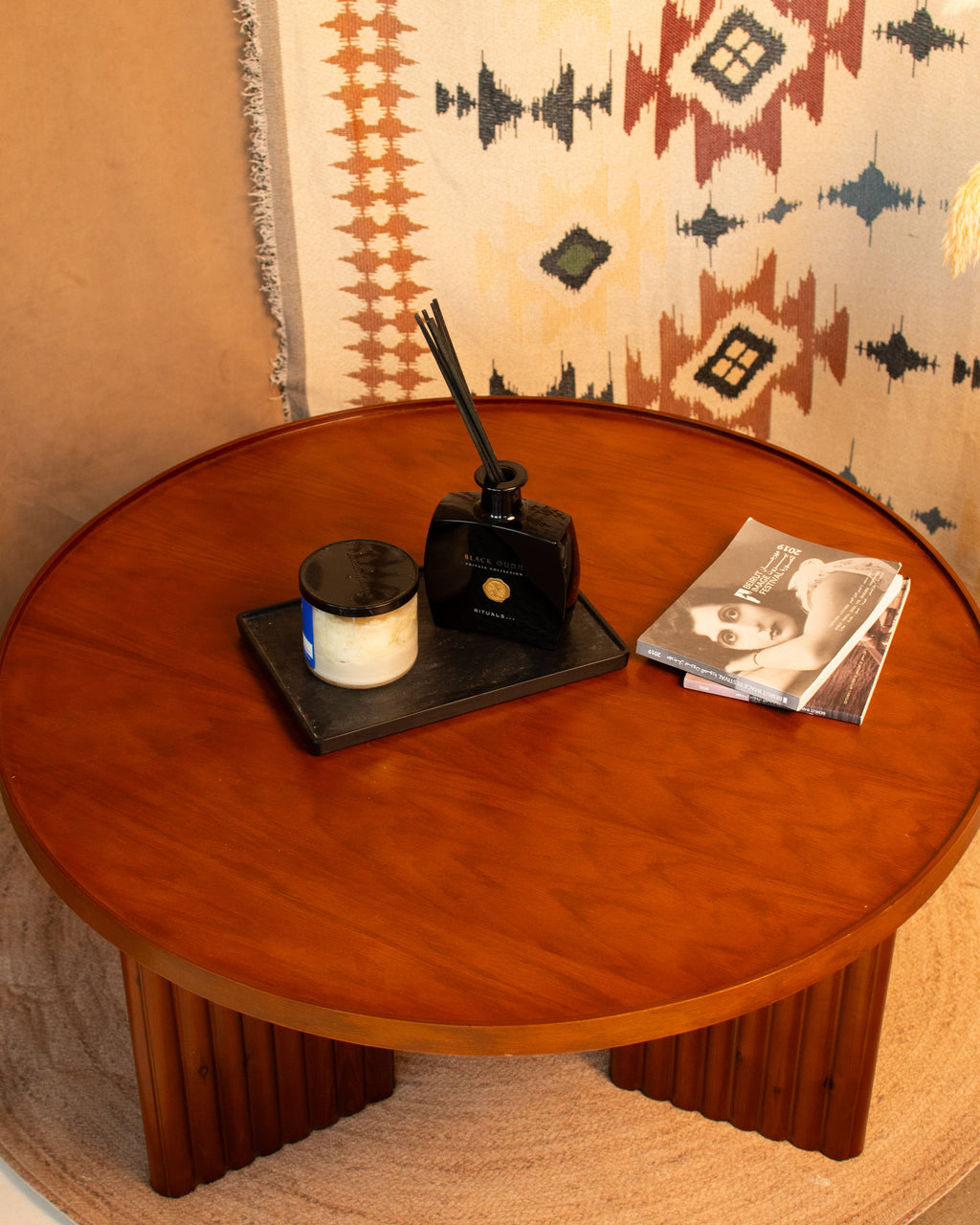 Noor Round Table — Solid Beech Wood — Dark Oak Stain