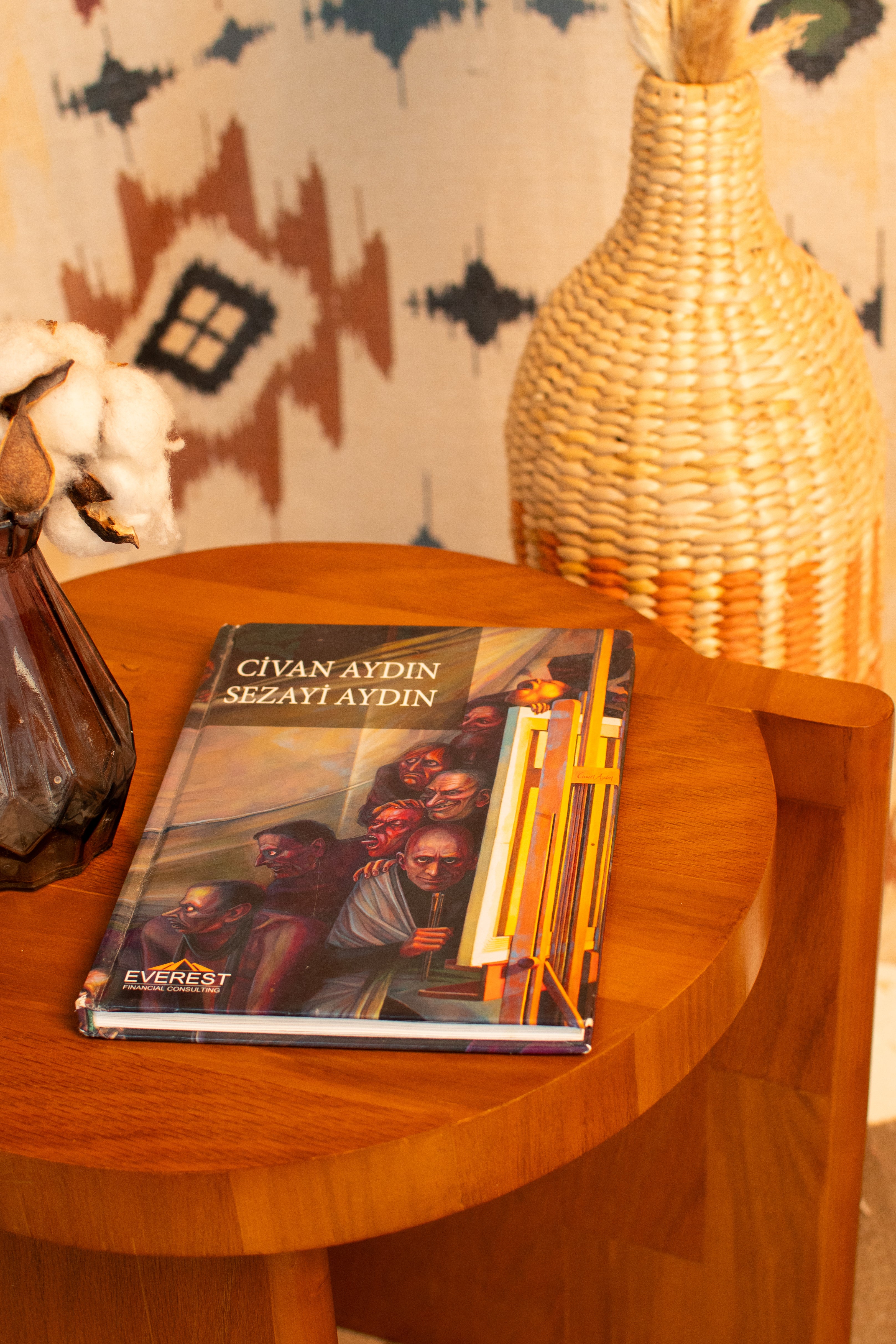 Samt Side Table —Natural Pitch Pine Wood — LIMITED EDITION